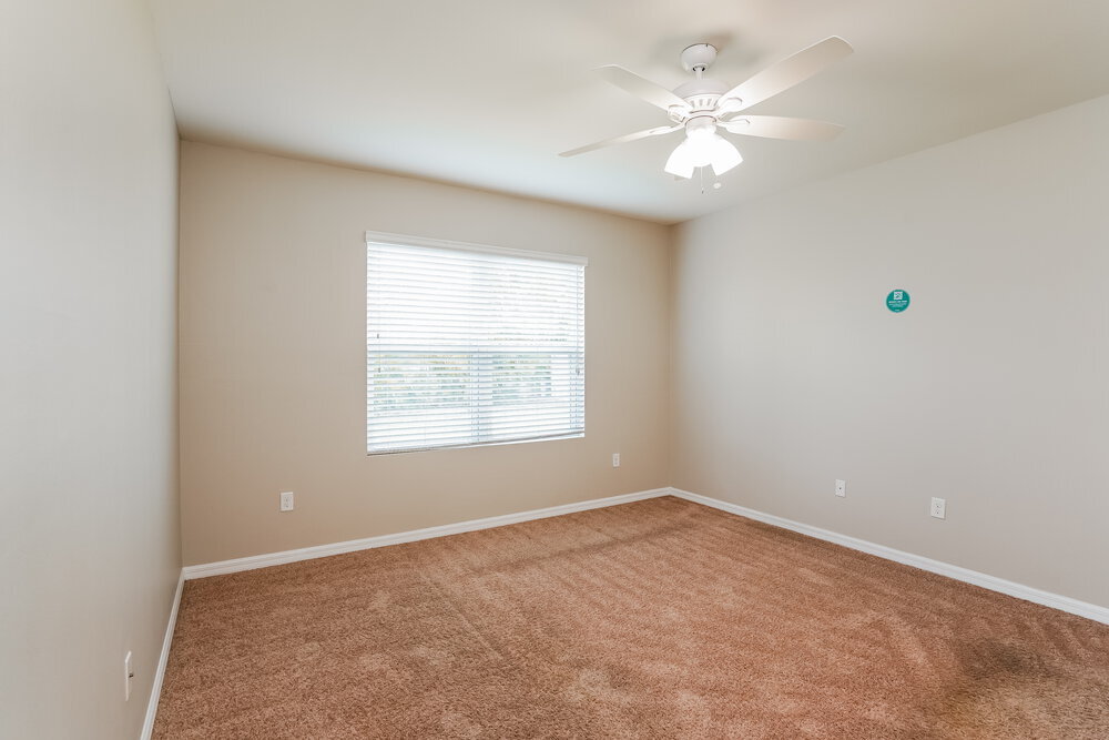 Building Photo - 2002 SE 12th St