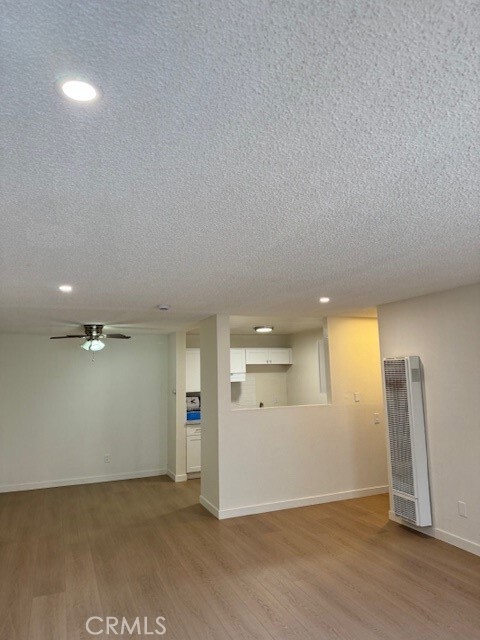 Building Photo - 900 Rose Ave