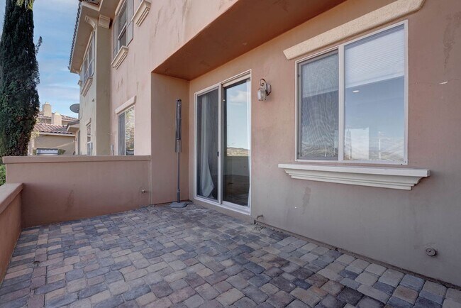 Building Photo - 31 Via Mantova