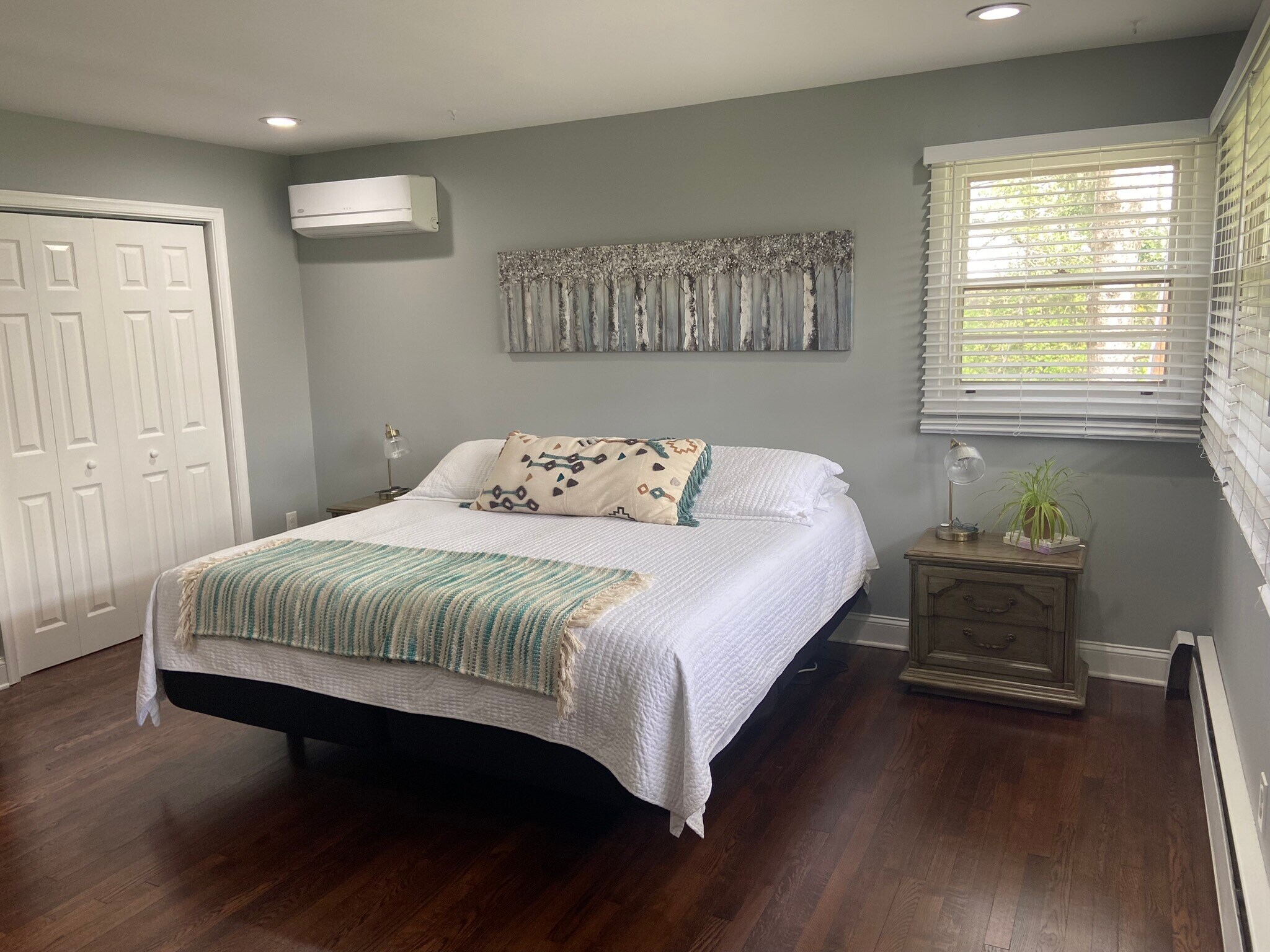 Master Suite - 3300 Decker Pl