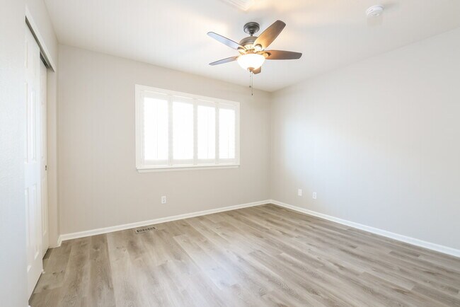 Building Photo - 14321 Craftsman Way