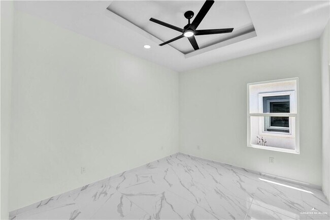 Building Photo - 10 Buccaneer Dr