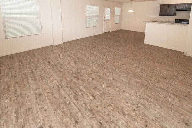 Building Photo - 8619 Tesoro Hills