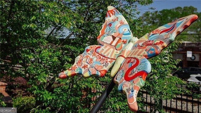 Building Photo - 3165 Dogwood Dr