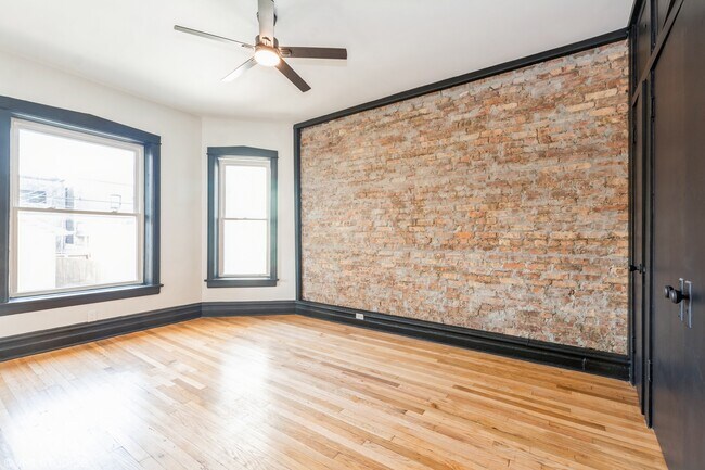 Building Photo - 6352 S Ingleside Ave