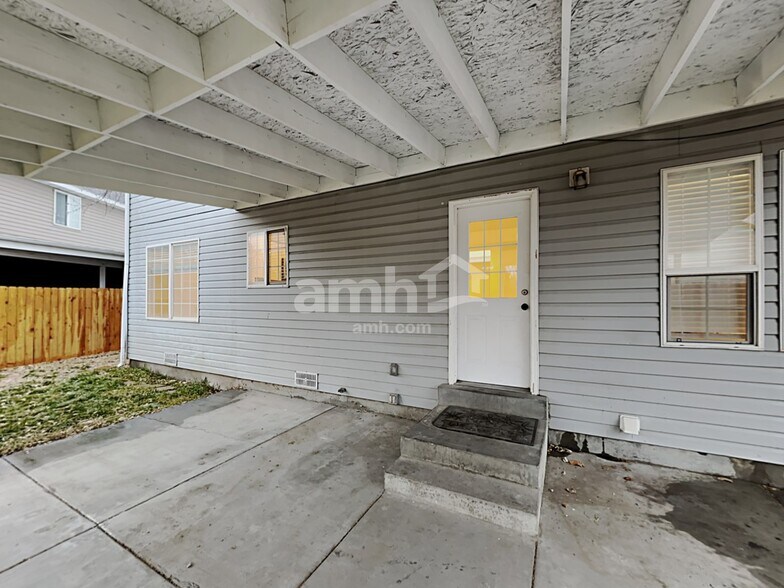 Building Photo - 436 N 2150 W