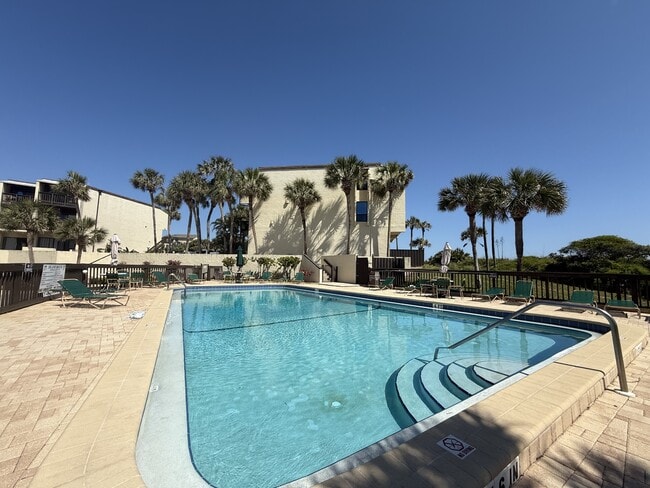 Building Photo - 5650-5A1A A1A S