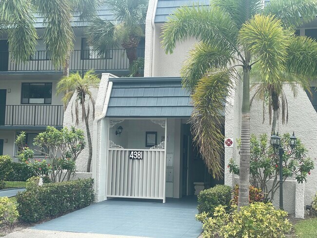 Building Photo - 4381 Trevi Ct