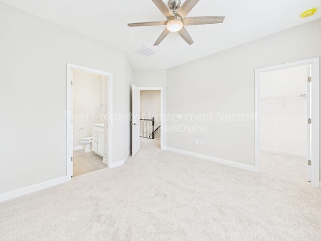 Building Photo - 3483 Monterey Dr