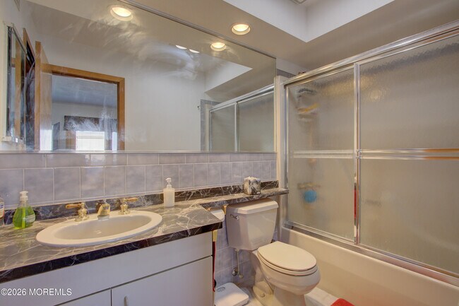 Building Photo - 900 Ocean Ave