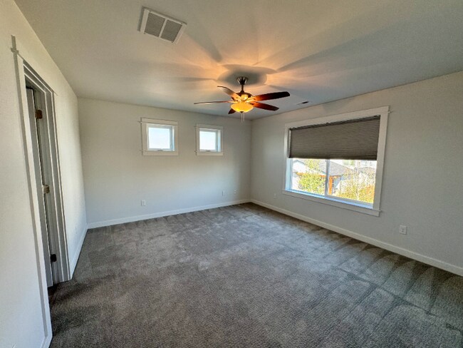 Building Photo - 2927 Flurry Ln