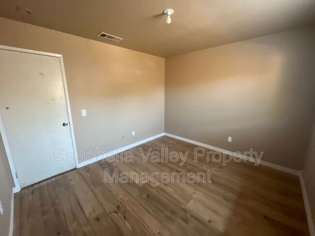 Building Photo - 32934 Rancho Vista Dr