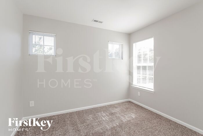 Building Photo - 3103 Misty Ln