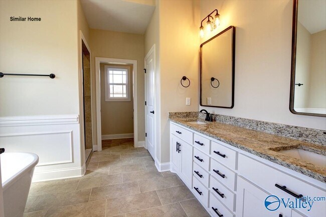 Building Photo - 26430 Birkshire Ln