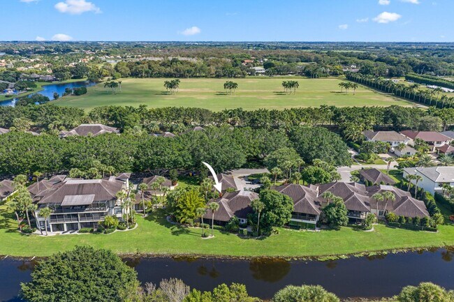 Building Photo - 2835 Polo Island Dr