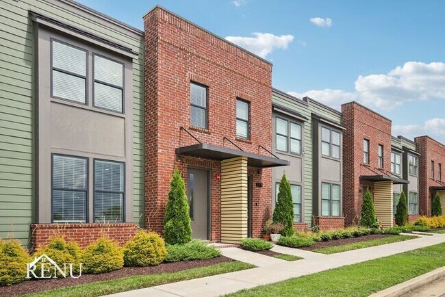 Building Photo - 1001 Lifford Ln