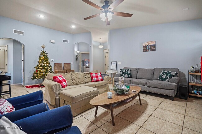 Building Photo - 14351 Spanish Point Dr