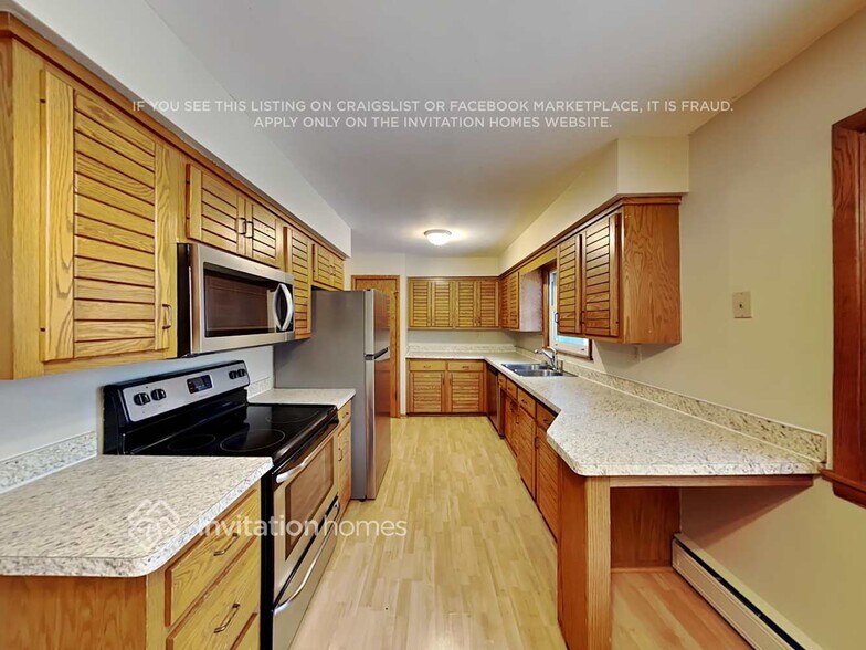 Building Photo - 5050 Mulcare Dr