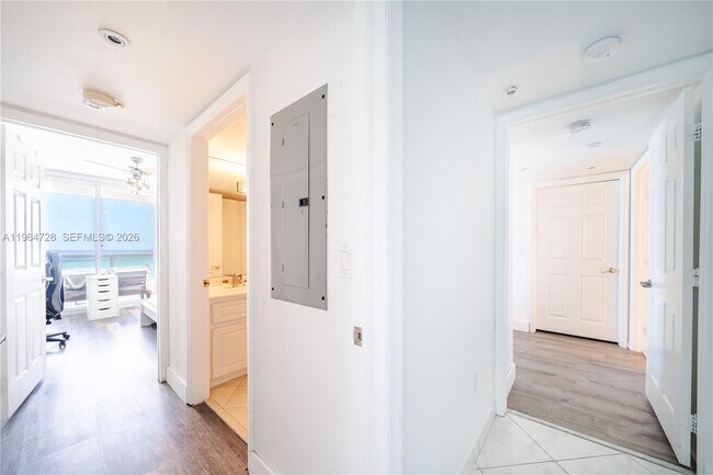 Building Photo - 6301 Collins Ave