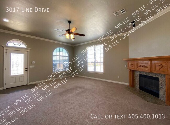 Building Photo - 3017 Line Dr