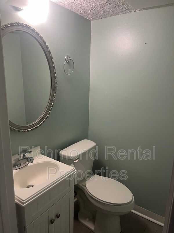 Building Photo - 9332 Gildenfield Ct