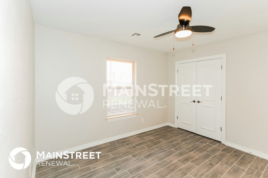 Building Photo - 4604 NW 162nd Ct