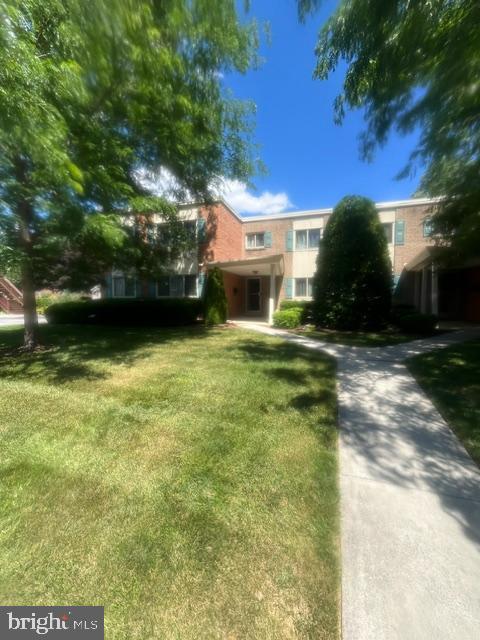 Building Photo - 111 S 24th St