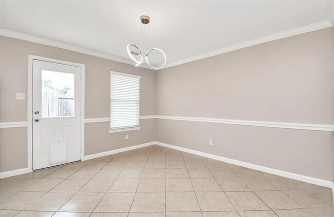 Building Photo - 12923 Abide Dr