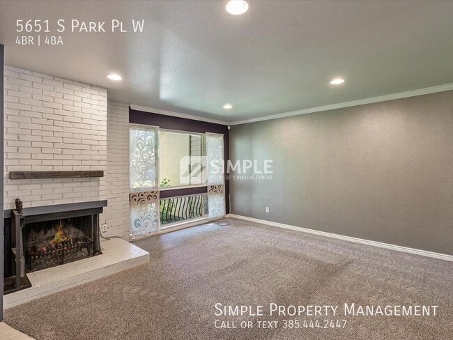 Building Photo - 5651 S Park Pl W