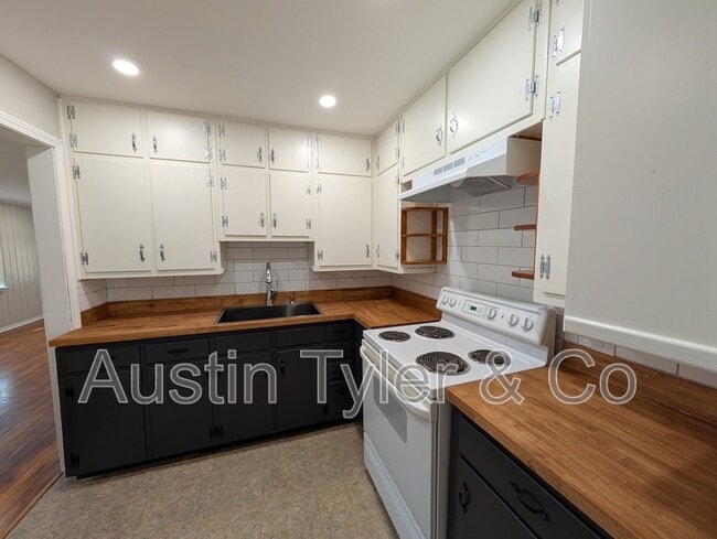 Building Photo - 4455 Broad St