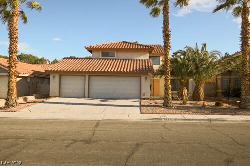 Building Photo - 7429 Parnell Ave