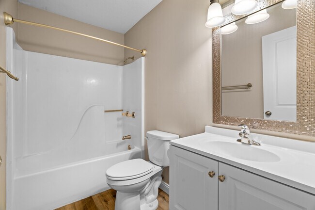 Building Photo - 3609 Madera Dr