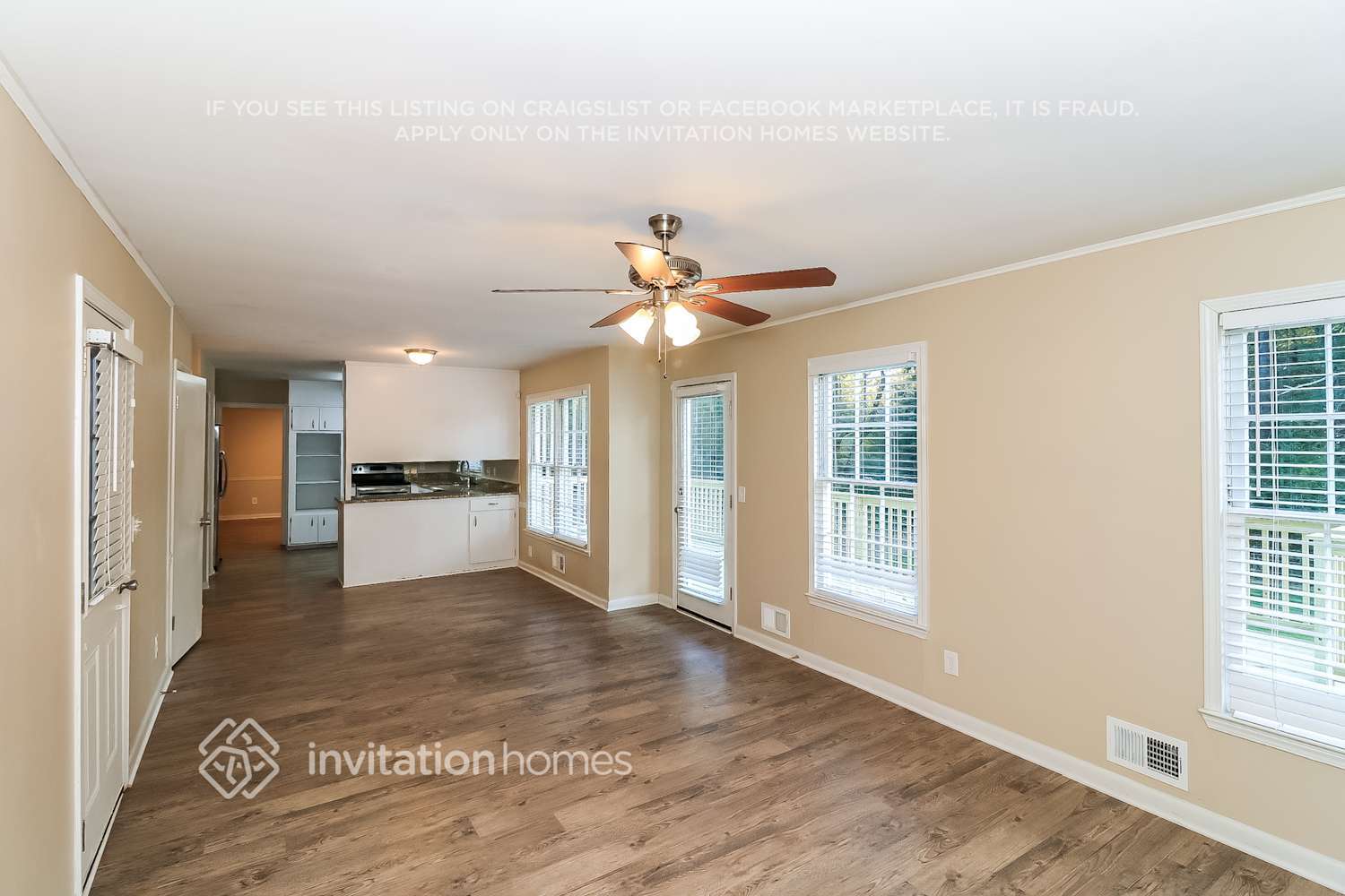 Building Photo - 2550 Raintree Way NE