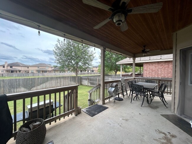 Building Photo - 5 BED/3 BATH GORGEOUS HOUSE FOR LEASE! AVA...