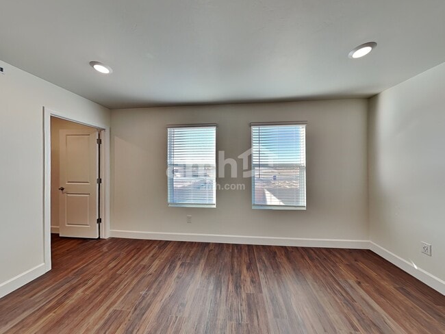 Building Photo - 7456 S Via Bombachas