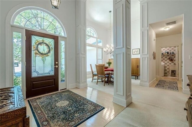 Building Photo - 322 Pebble Trail