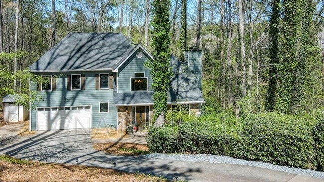 Building Photo - 870 Mitsy Ridge Dr