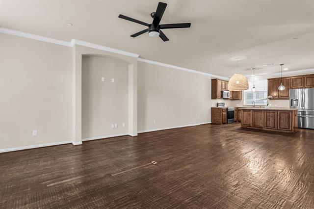 Building Photo - 2500 Rockbrook Dr