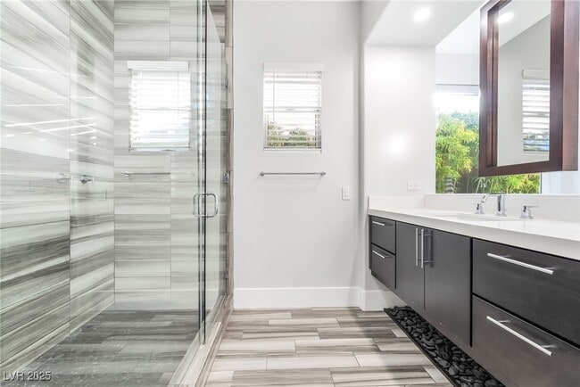 Building Photo - 72 Panorama Crest Ave