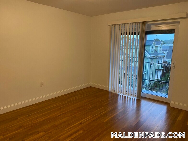 Building Photo - 134 Summer St