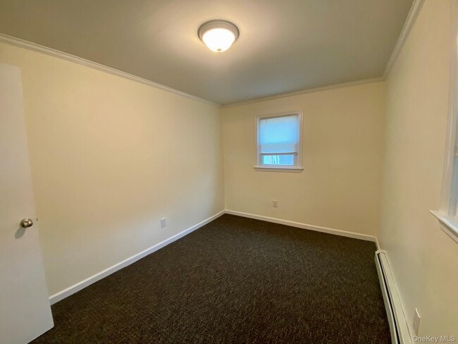 Building Photo - 26 Poplar St