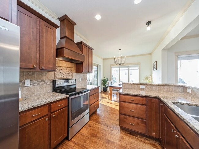 Building Photo - 16035 Northpark Dr
