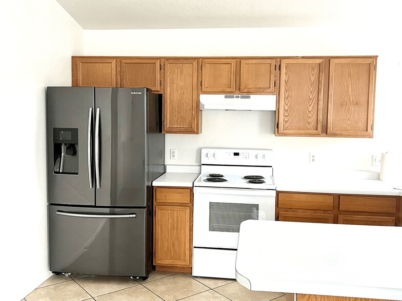 Kitchen - 434 West 300 South