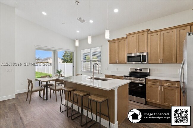 Building Photo - 1296 Moselle Ave