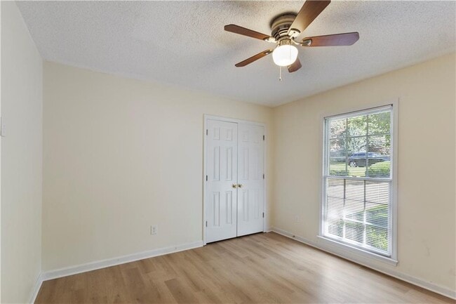Building Photo - 4565 Ashmore Cir