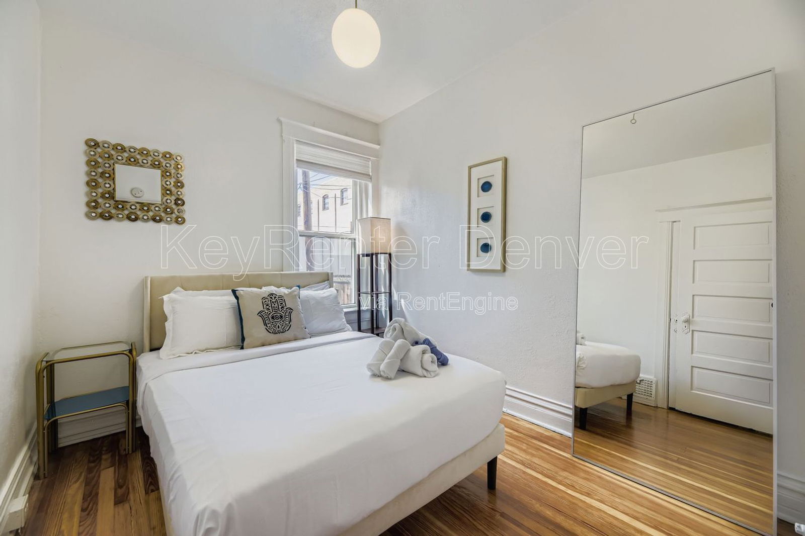 Building Photo - 227 S Logan St