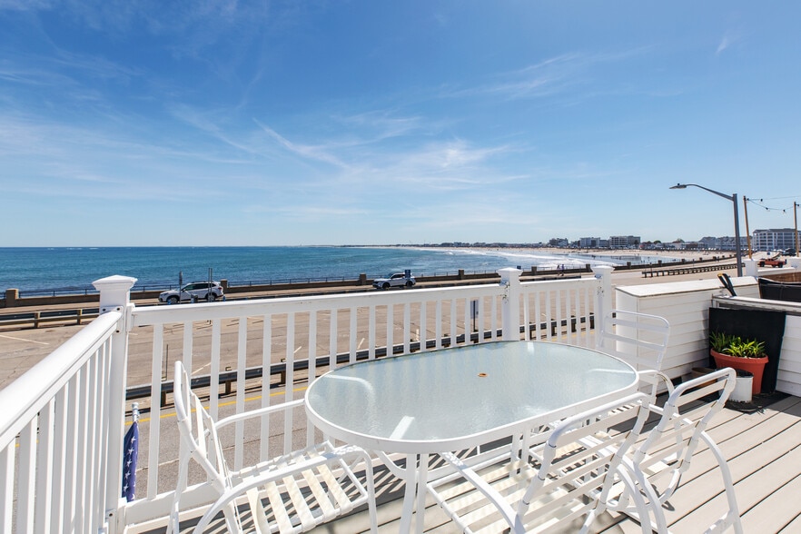 Stunning ocean views. - 487 Ocean Blvd