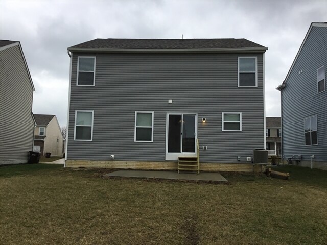 Building Photo - 881 Orwell St