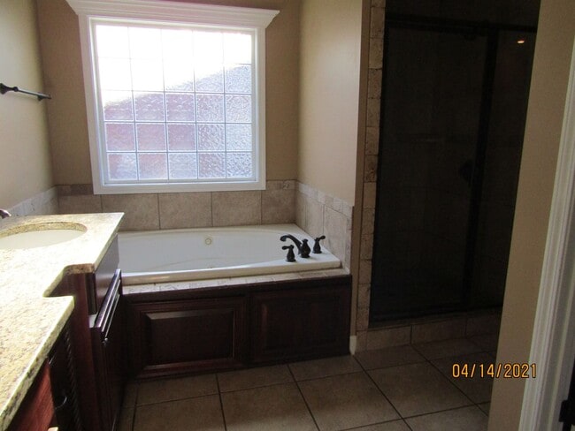 Building Photo - Cotton Creek Subdivision!