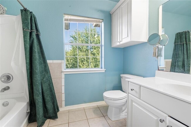 Building Photo - 2306 Hayfield Square